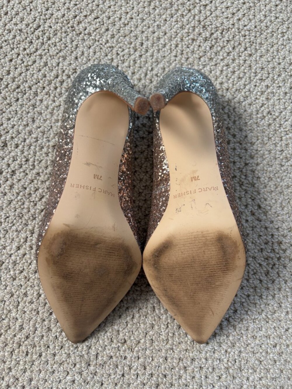 Marc Fisher Garicky pointed-toe Pumps, Pink/Silver Ombre Design, Size 7 - Picture 11 of 12